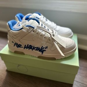 Brand: Off white men sneaker- Brand New come with Box- Dust bag- Card.